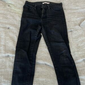 Women’s Levi’s 720 skinny w25 black jeans